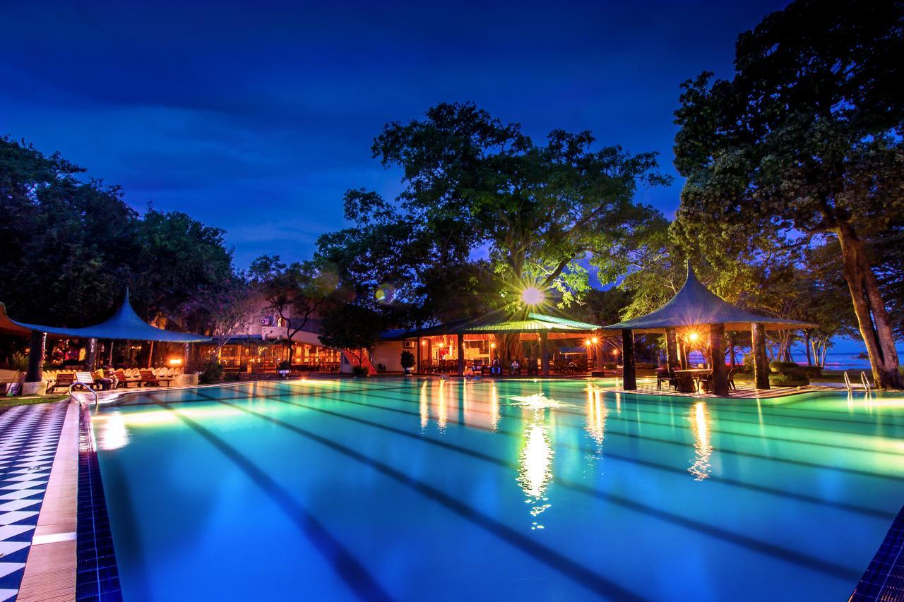Hotel Sudu Araliya Polonnaruwa Exterior photo