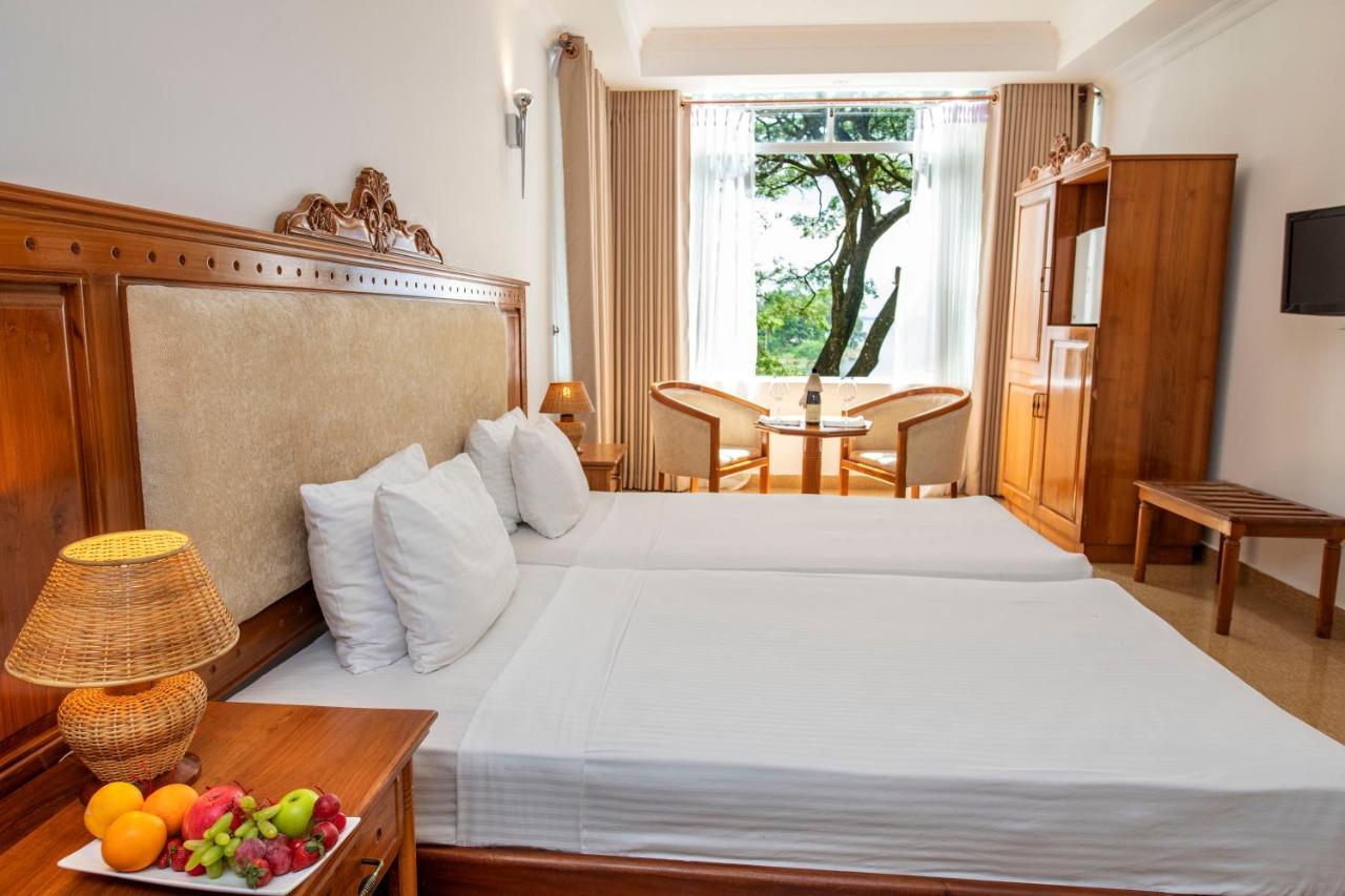 Hotel Sudu Araliya Polonnaruwa Exterior photo