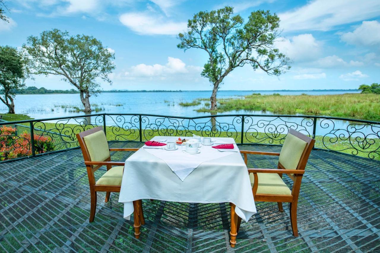 Hotel Sudu Araliya Polonnaruwa Exterior photo