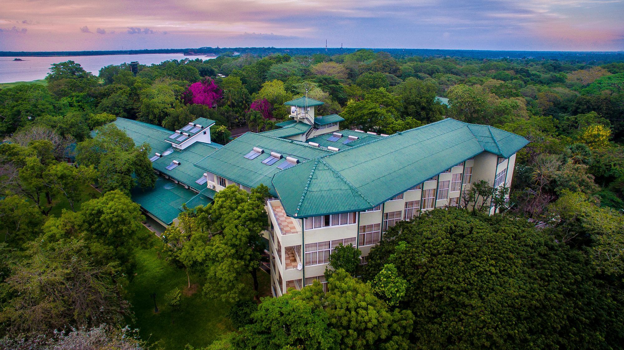 Hotel Sudu Araliya Polonnaruwa Exterior photo